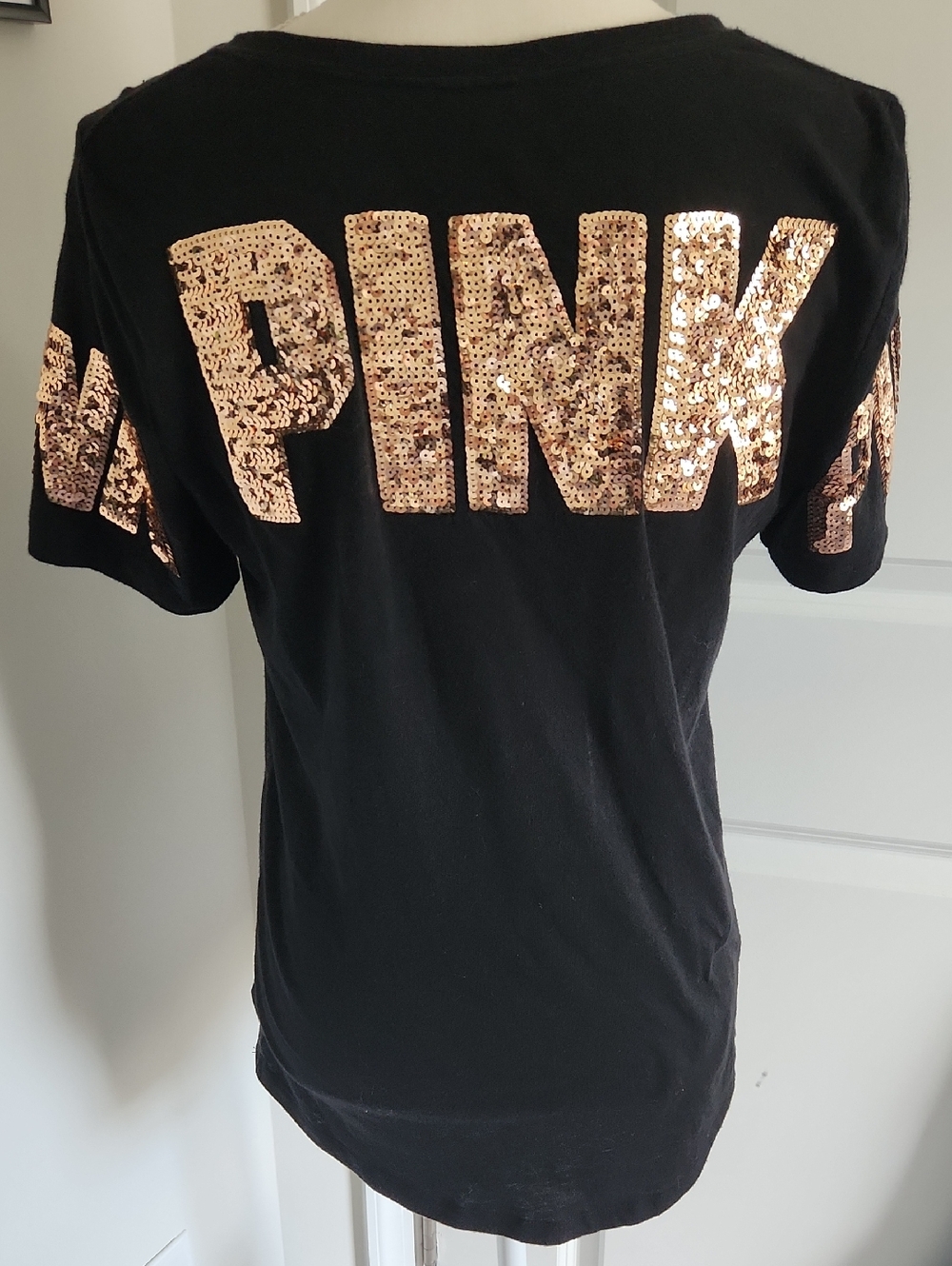 Victoria Secret PINK Ross Gold Sequon Tee Small